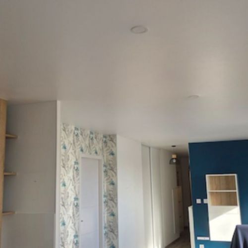 Plafond tendu blanc satiné - cuisine / pièce de vie - piriac sur mer