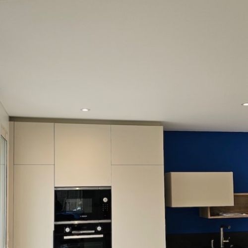 Toiles unies - cuisine avec poutre