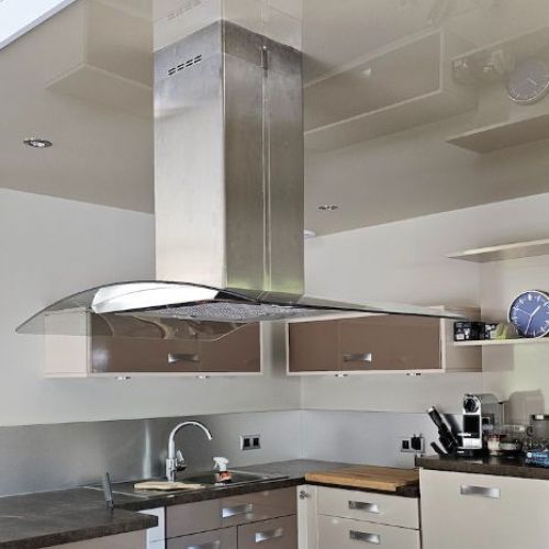 toiles unies - cuisine - plafond laqué