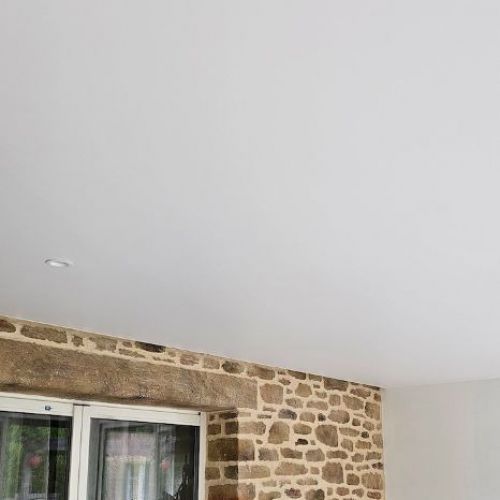 toiles unies - véranda - plafond tendu blanc mat